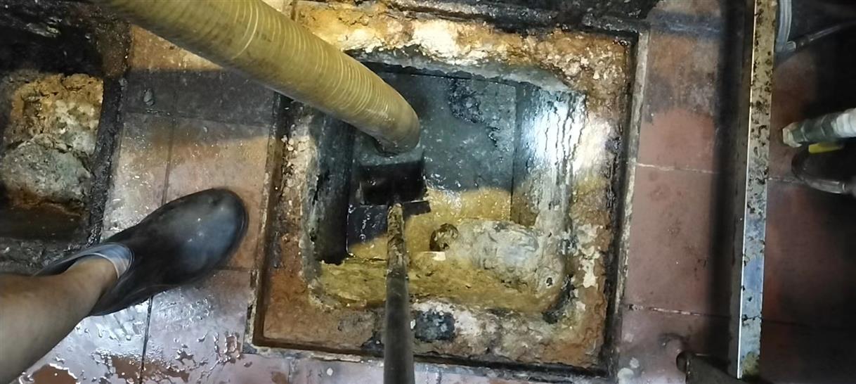 邯山污水池清理一般都有毒气，怎么预防中毒呢？