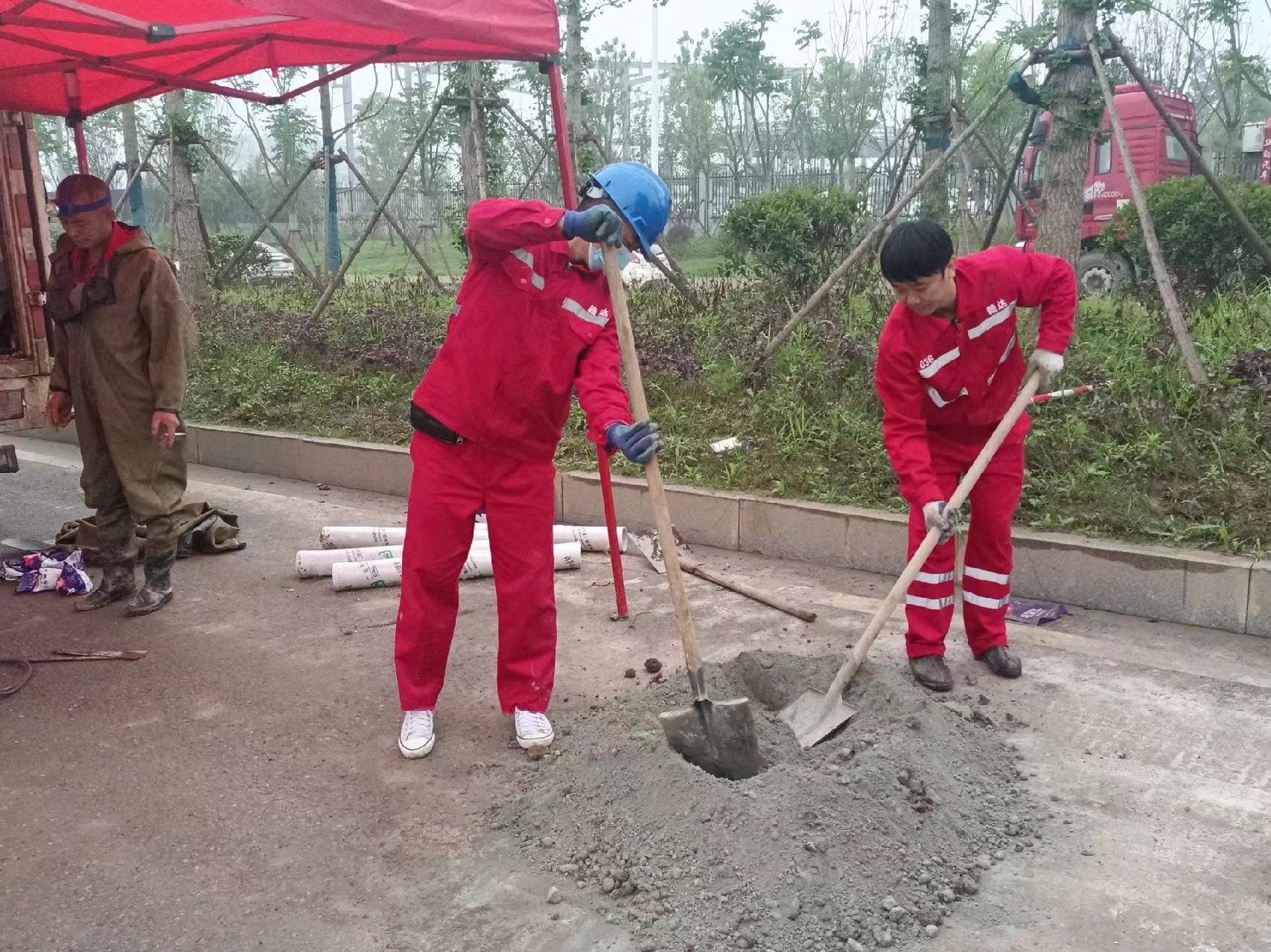 邯山管道疏通哪家好】及时进行市政管道清淤